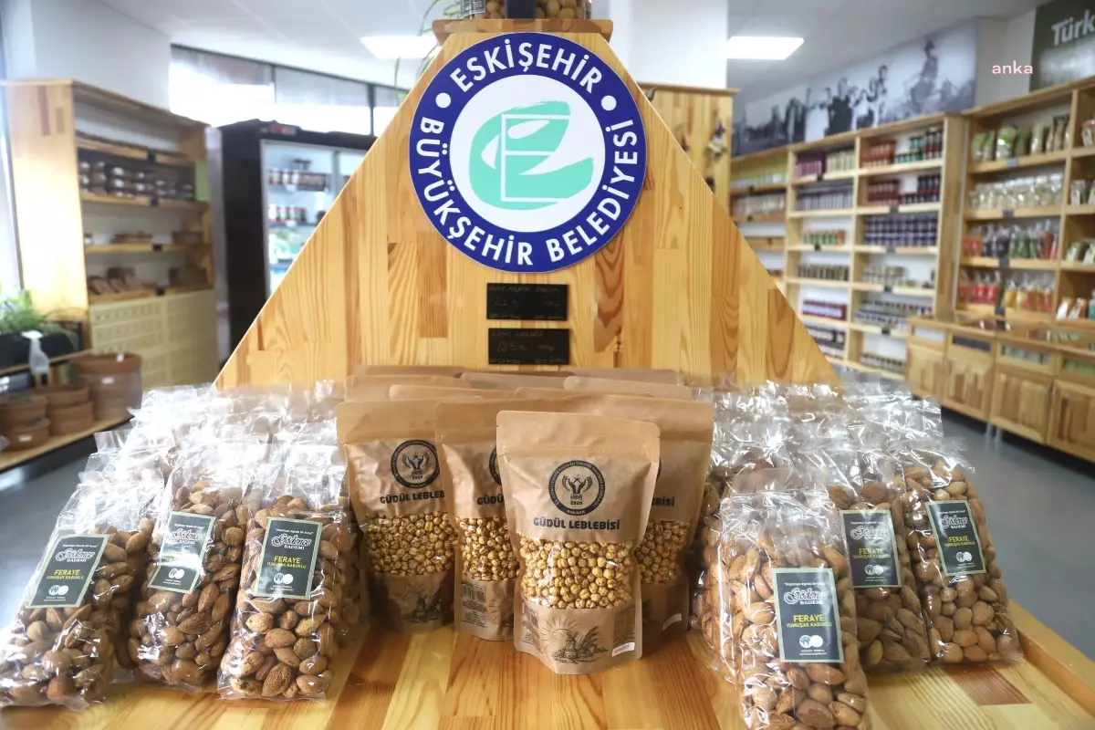Eskişehir Büyükşehir Belediyesi Üretici Marketlerde Satışlar Devam Ediyor