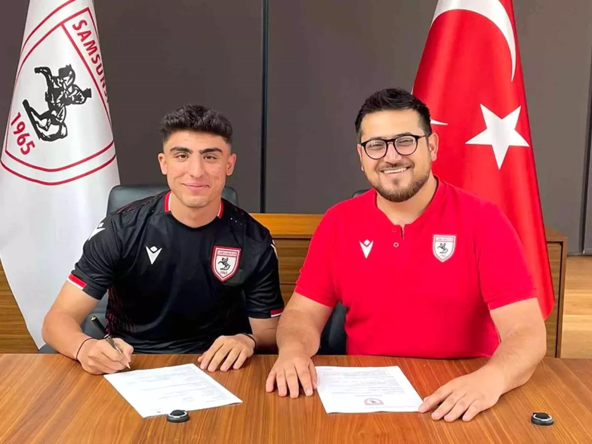 Samsunspor, Şener Kaya\'yı transfer etti