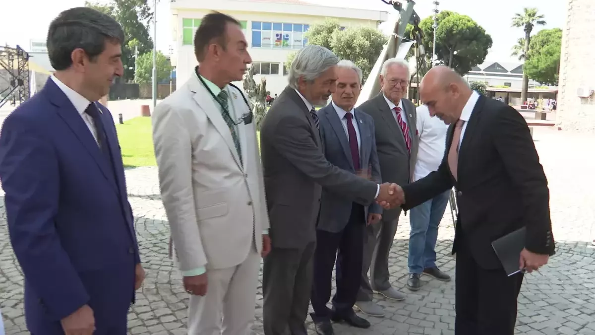 Tunç Soyer: "Bakanlık İşine Baksın"