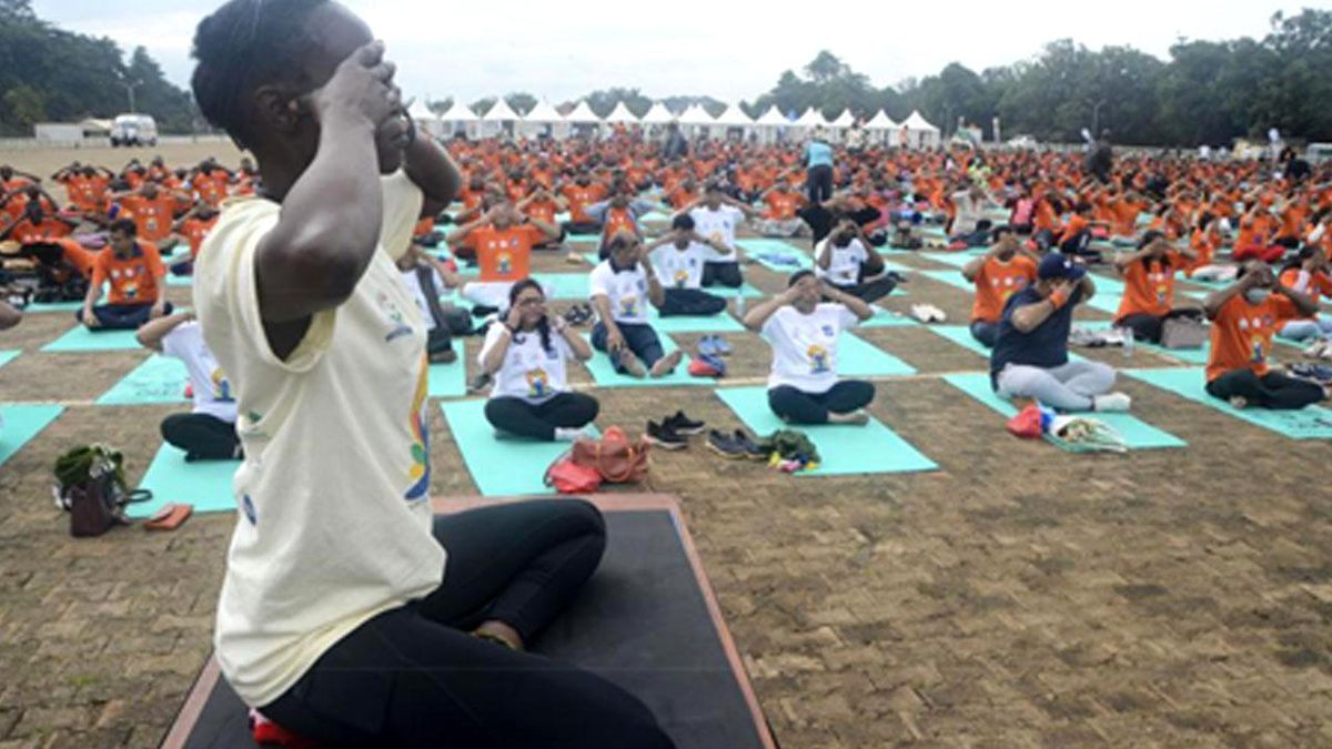 Uganda'nın Başkenti Kampala'da Uluslararası Yoga Günü Etkinliği