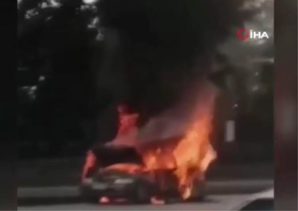 Ankara'da seyir halindeki araç alev topuna döndü