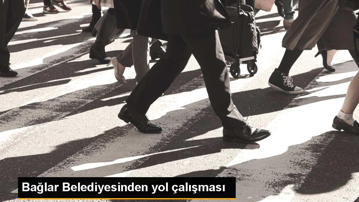 Bağlar Belediyesinden yol çalışması