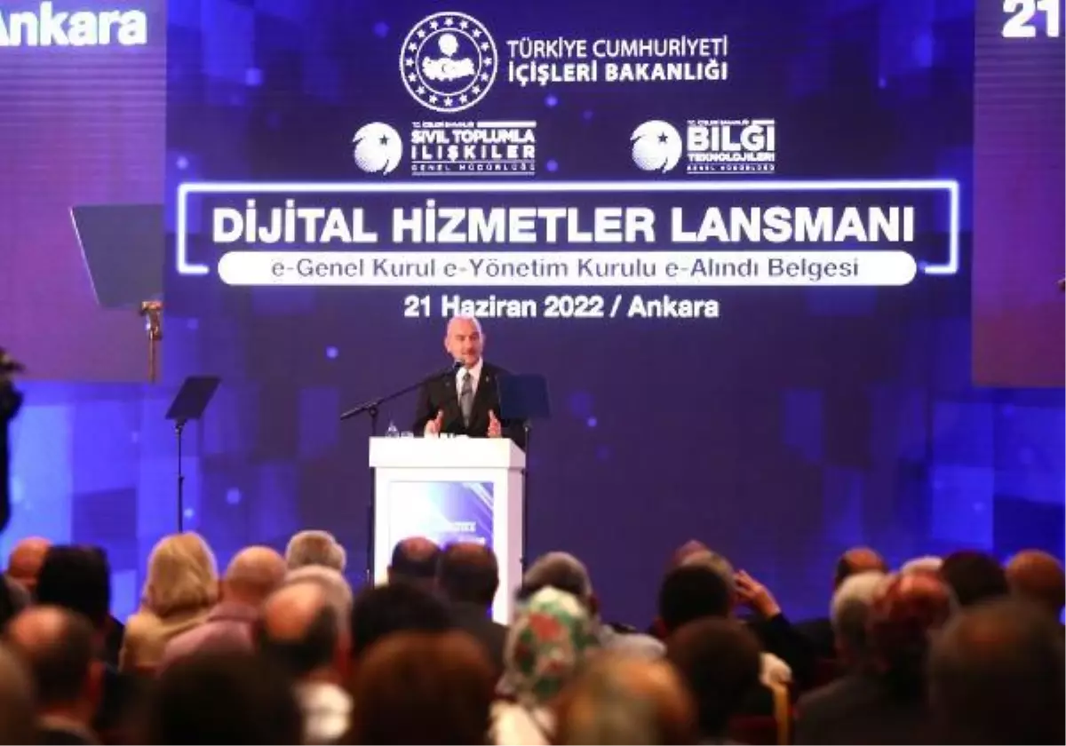 Soylu: 'Vatandaşlarımız bağışlarını diledikleri derneklere daha kolay yapabilecekler'