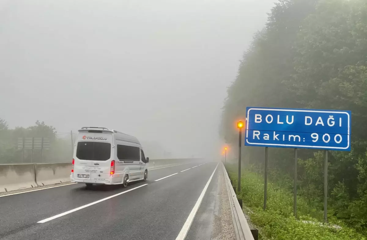 Bolu Dağı\'nda sis etkili oluyor