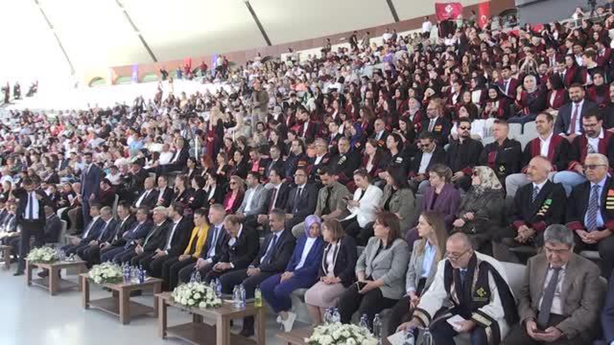 GAZİANTEP - Bakan Özer: "Bu ülke bizim tahminimizin çok daha ötesinde kıymetli bir ülkedir"