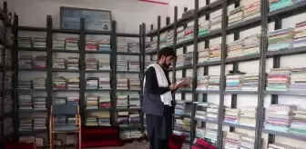 Gönüllü Afganlar, kurdukları 'gizli okullarda' kız çocuklarına eğitim veriyor