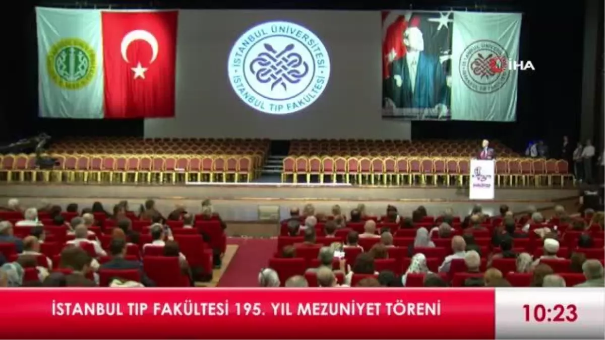 İstanbul Tıp Fakültesi Mezuniyet Töreni\'nde konuşan okul birincisinin sözleri dakikalarca alkışlandı