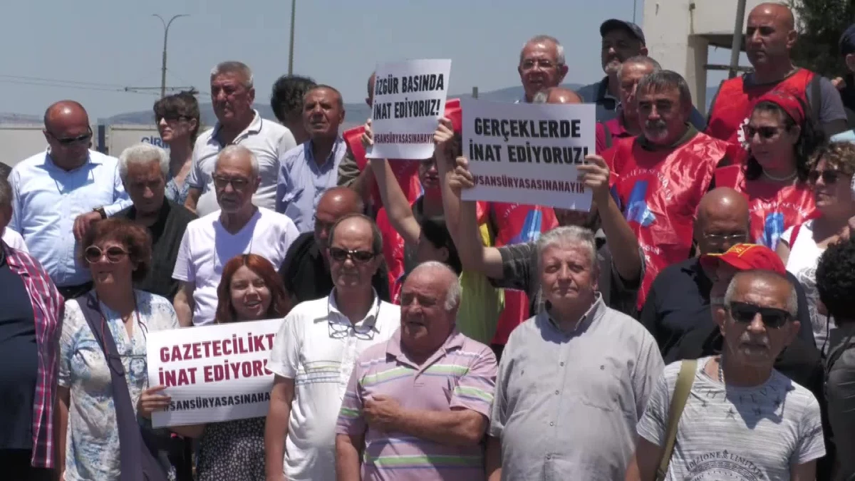 Son dakika haberleri! İzmir\'den "Sosyal Medya Yasası" Olarak Bilinen Düzenlemelere Tepki: "Teklif Yasalaşırsa Tüm Türkiye Gözaltında Olacaktır"