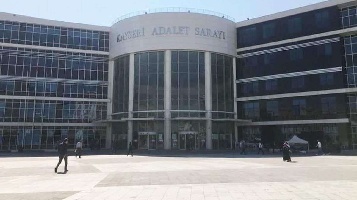 Uyuştucuyu düdüklü tencere içinde saklamıştı! Oğlu hapis cezası alan anne, mahkeme başkanından tenceresini geri istedi