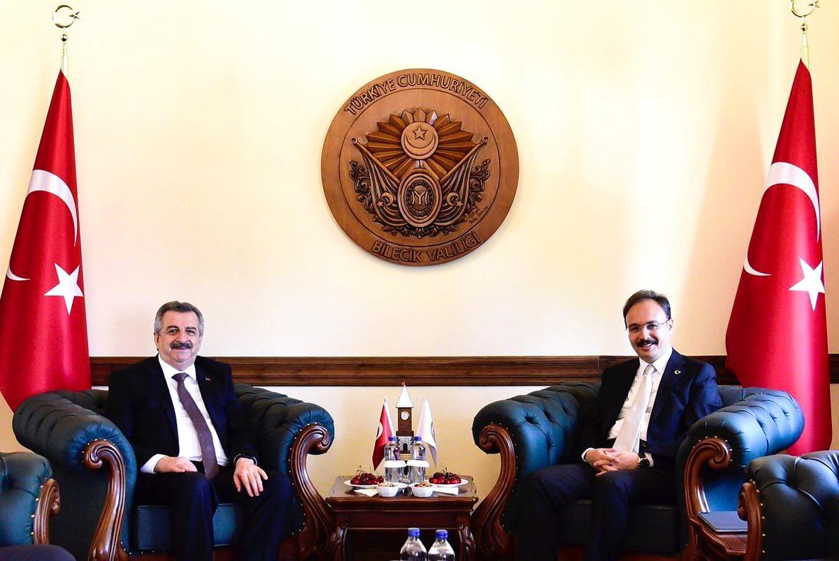 Sanayi ve Teknoloji Bakan Yardımcısı Hasan Büyükdede Bilecik\'e geldi