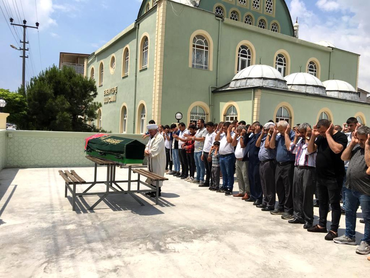 Takı kavgasında öldürülen kadın defnedildi