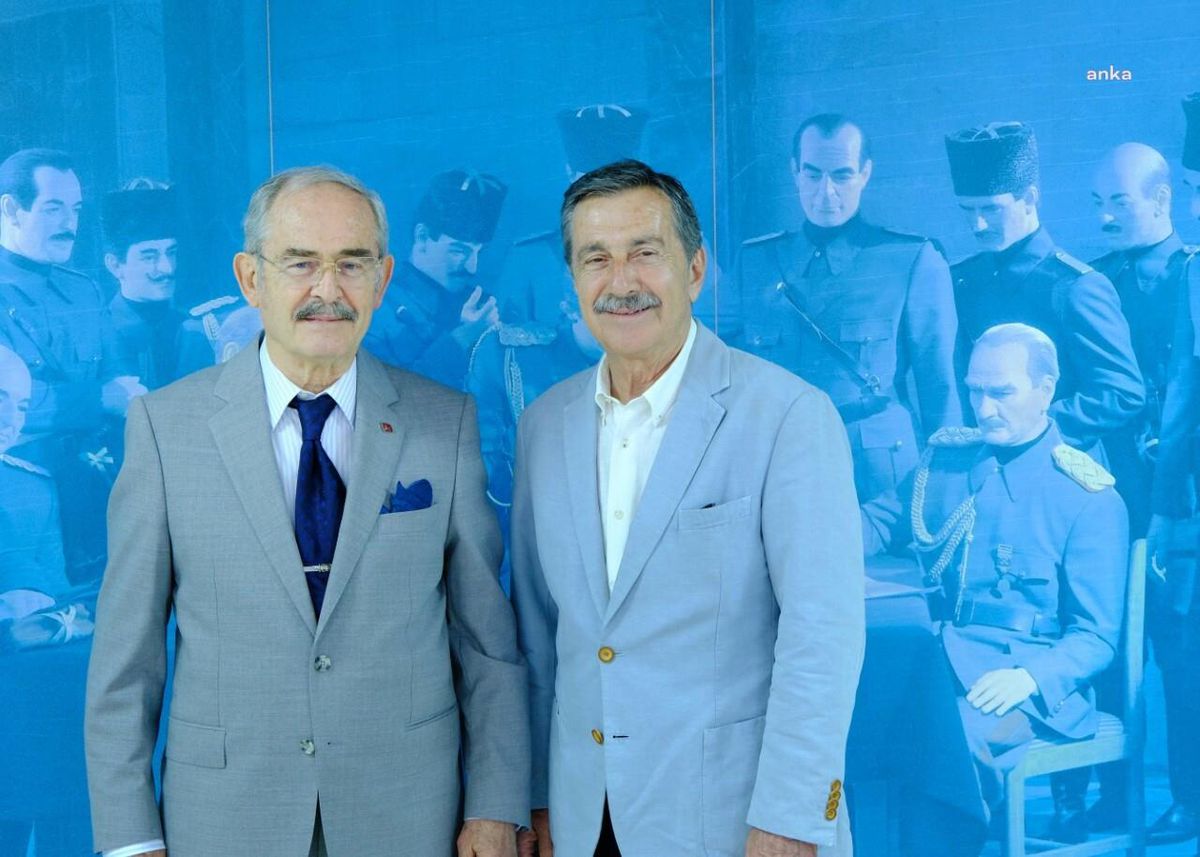 Tepebaşı Belediyesi\'nden Yılmaz Büyükerşen\'e Teşekkür Ziyareti