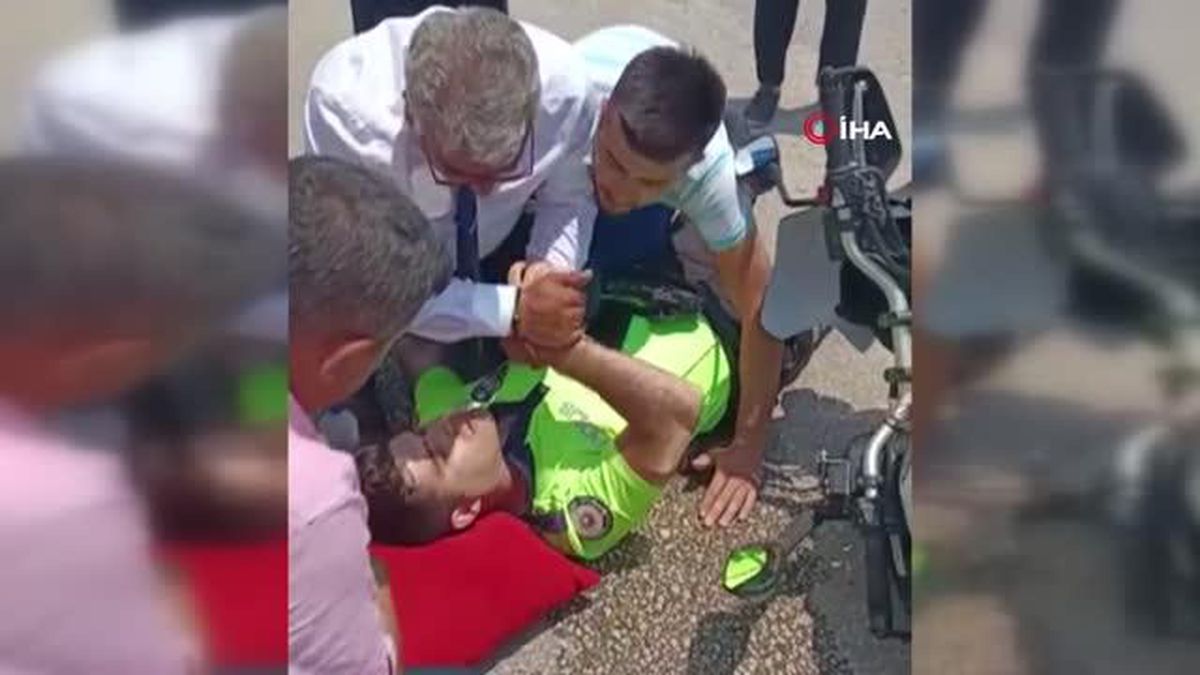 Yaralanan polisi bir an olsun yalnız bırakmadılar