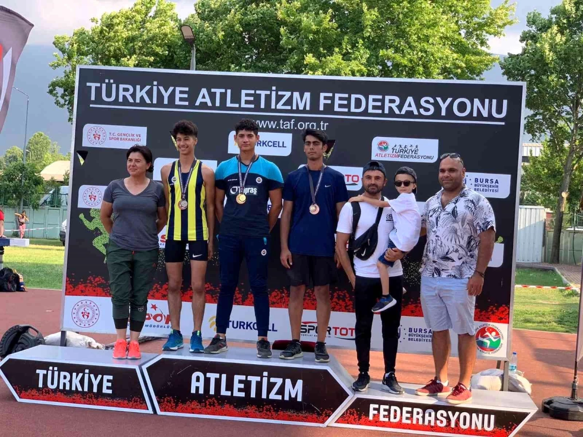 1308 Osmaneli Belediyespor\'da yetişen sporcu Türkiye şampiyonu oldu