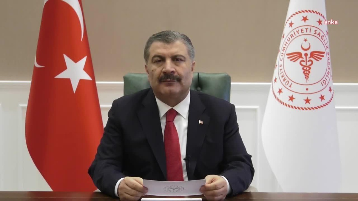 Bakan Koca\'dan Yangın Açıklaması: "115 Sağlık Personelimiz 17 Ambulans, 15 Umke Timi, 1 Motorize Ambulans ve 1 Mobil Komuta Aracı ile Görev Başında"
