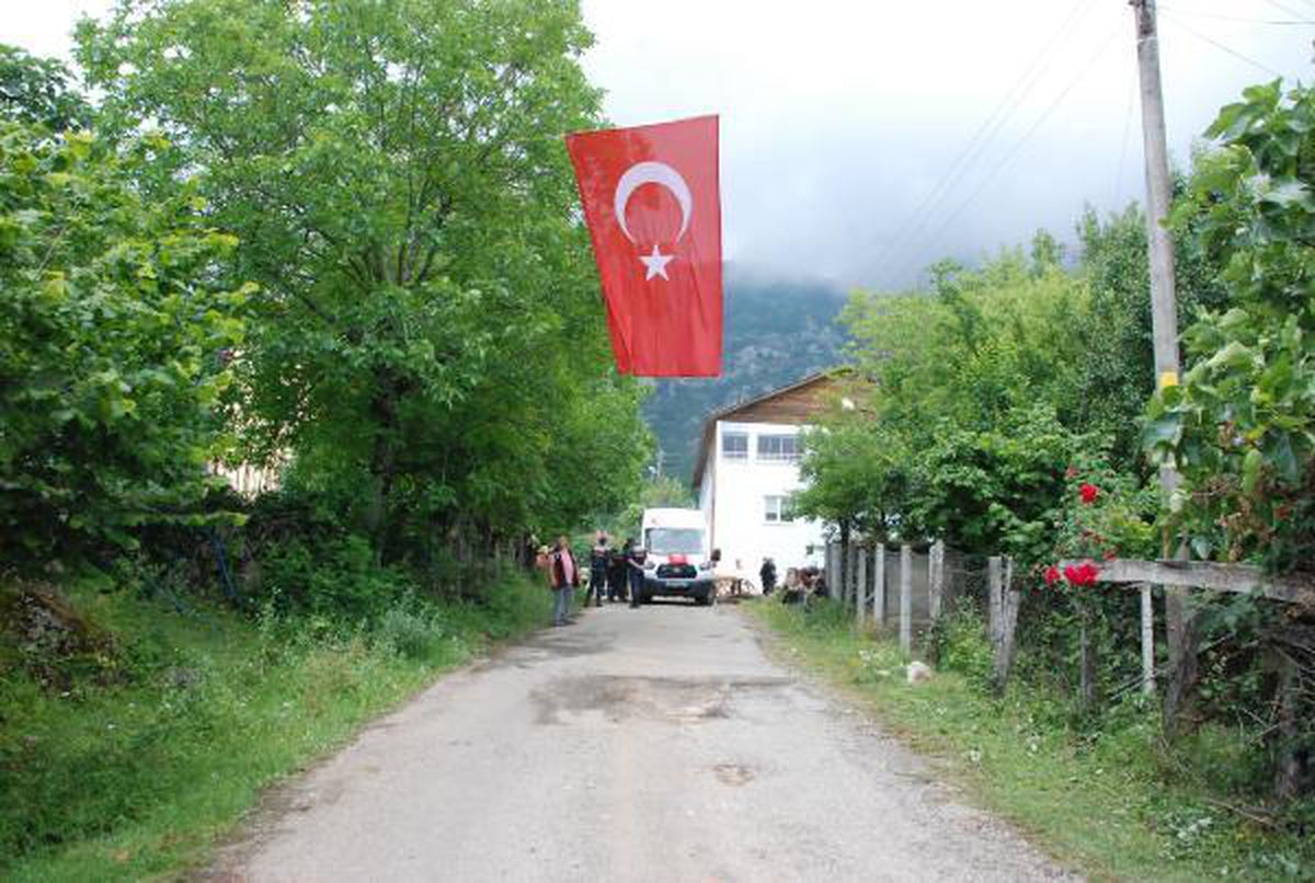 Son dakika haberleri: Bartın\'a şehit ateşi düştü (2)