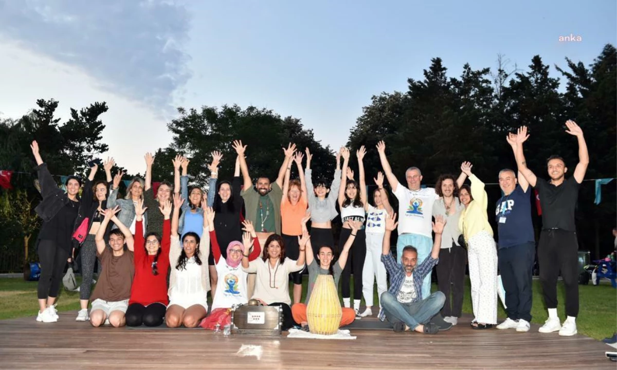 Beşiktaş\'ta \'Dünya Yoga Günü\' Buluşması