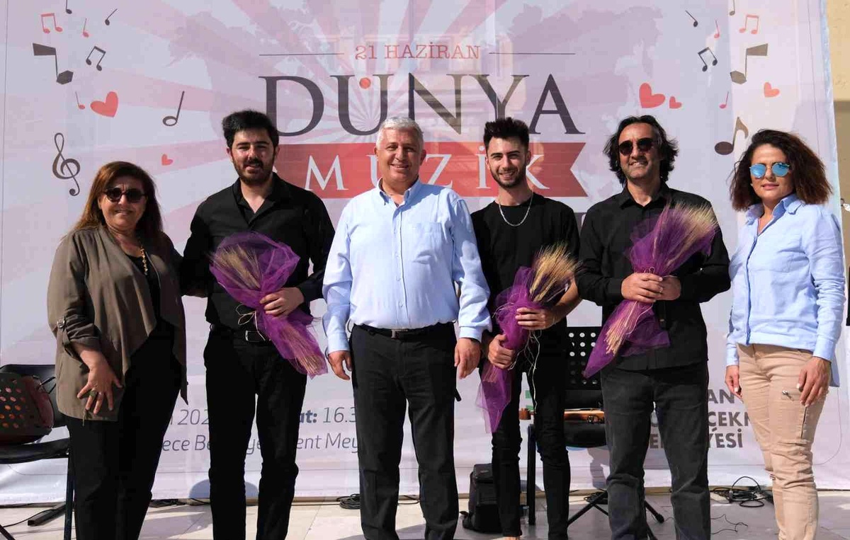 Büyükçekmece\'de Dünya Müzik Günü coşkuyla kutlandı