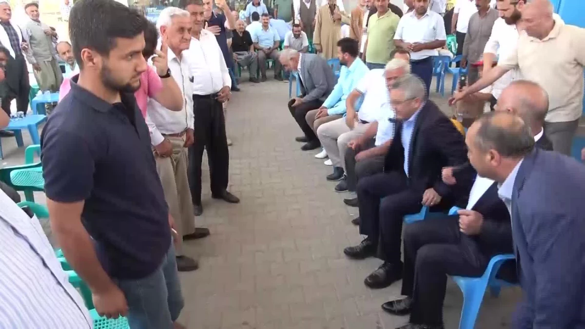 Oğuz Kaan Salıcı'nın Mardin'de Dinlediği Çitfçiler, Elektrik Faturalarından Yakındı: 'Bizi Hırsızlıkla İtham Etmeleri Zorumuza Gidiyor'