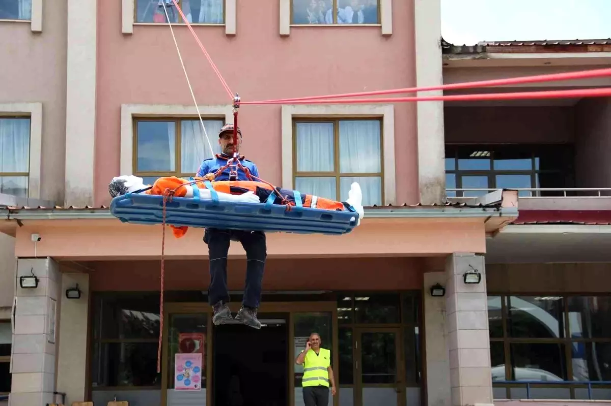 Solhan'da gerçeği aratmayan deprem ve yangın tatbikatı