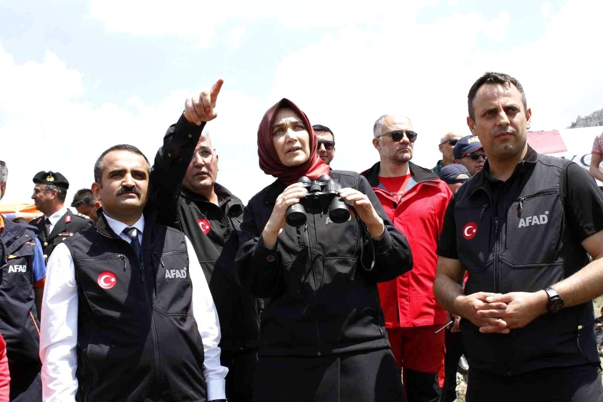 300 personelin katılımıyla Dağda Arama ve Kurtarma Tatbikatı gerçekleştirildi