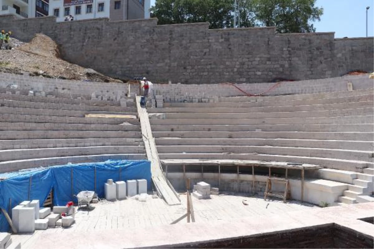 Ankara\'da bulunan Antik Roma tiyatrosu, Cumhuriyet Bayramı\'nda açılacak