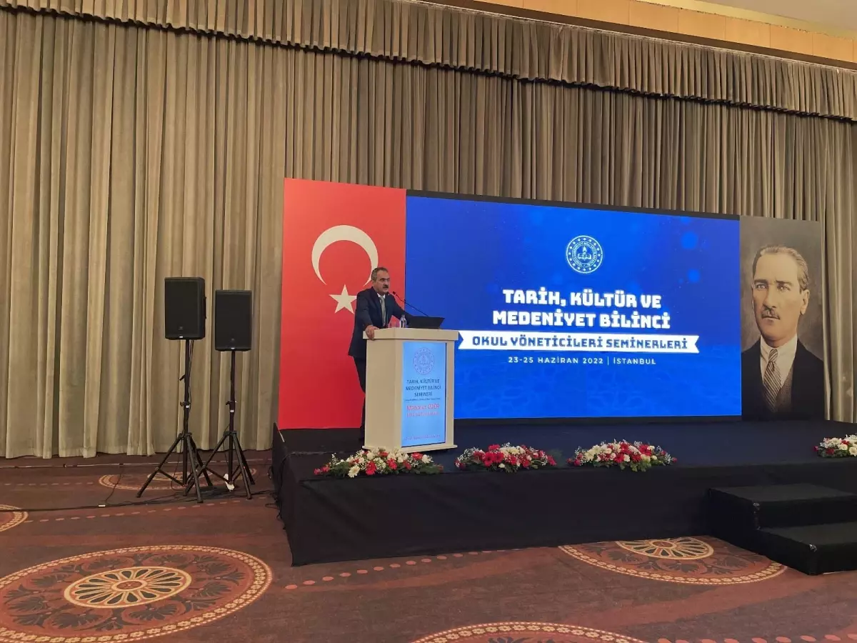 Bakan Özer: 'Kız çocuklarının okullaşma oranı erkek çocuklarının oranını geçti'