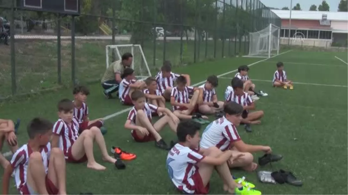 BALIKESİR - Royal Hastanesi Bandırmaspor Futbol Akademisi çalışmalarına başladı