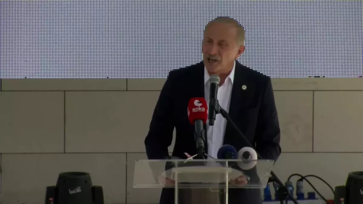 Didim Amfitiyatro'da Binlerce Kişinin Katılımıyla Toplu Açılış