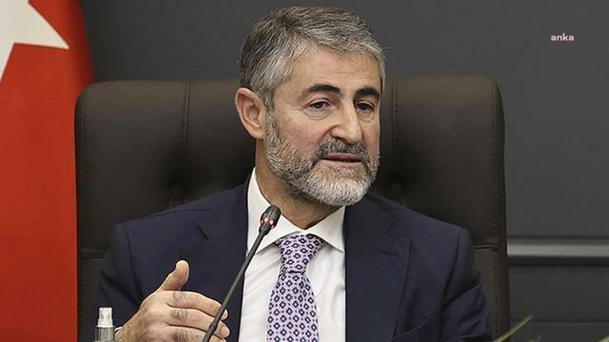 Ek Bütçe Komisyondan Geçti. Bakan Nebati: 'Memur Aylıklarında Yaklaşık Yüzde 40 Oranında Artış Öngörmekteyiz'