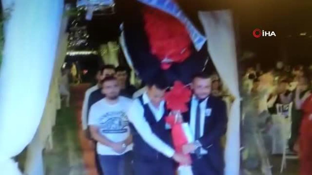 Gelin ile damada düğünde 'cenaze' töreni şakası