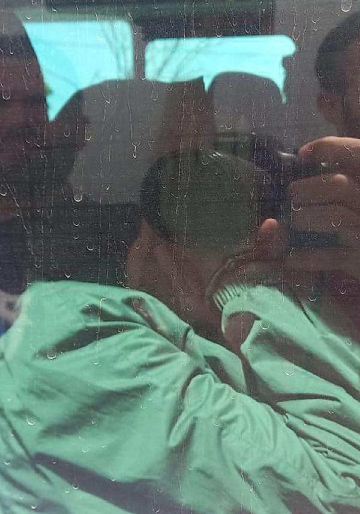 Gülen\'in yeğeni ve 4 FETÖ şüphelisi, Yunanistan\'a geçmek isterken yakalandı (2)