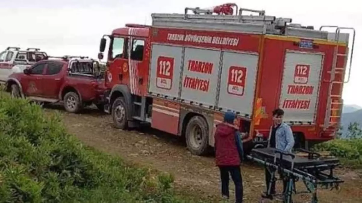 Hayvanlarını otlatmak isteyen kadın, ineği ile birlikte uçurumdan aşağı yuvarlandı