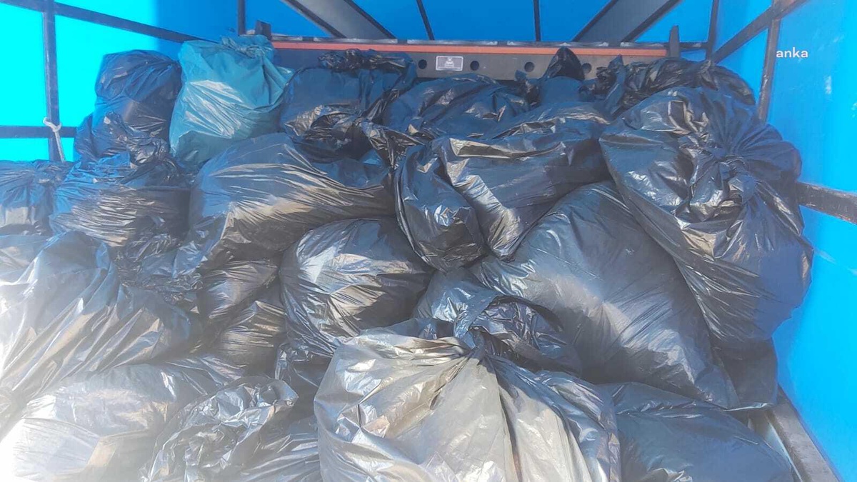 Kartal Belediyesi\'nin Çalışmalarıyla 1 Ton Evsel Atık İlaç İmha Edildi