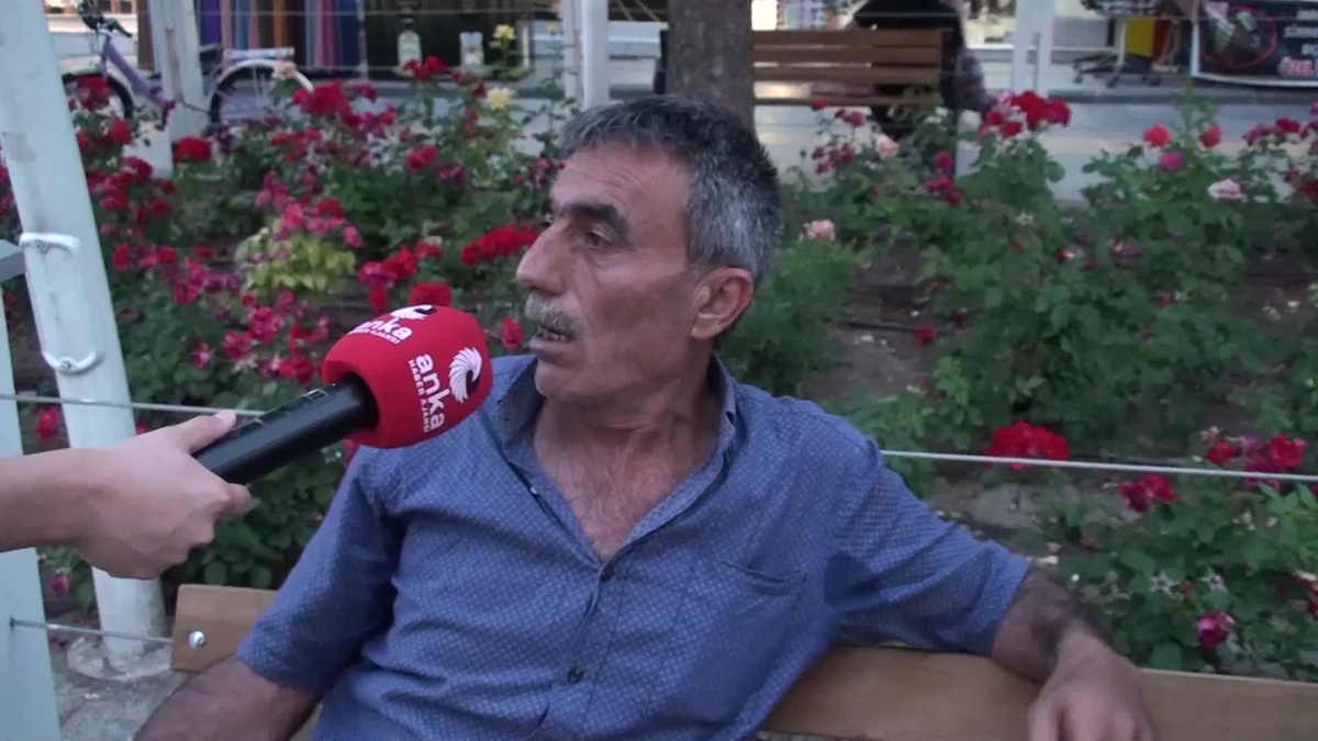 Niğdeli Çiftçi: "Sel Geliyor Bizi Vuruyor, Patates Para Etmiyor Bizi Vuruyor, Recep Tayyip Erdoğan\'a Oy Veriyoruz O da Bize Vuruyor"