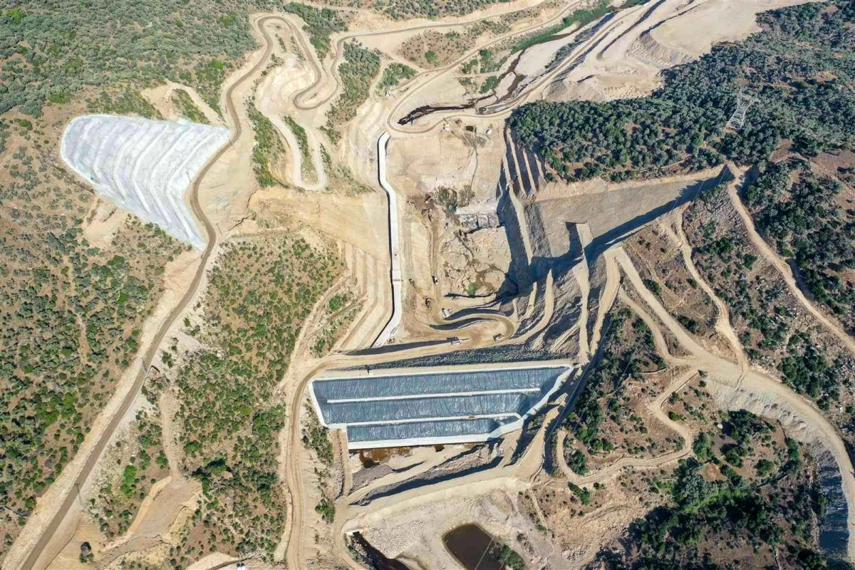 Sarıçay Barajı\'nda çalışmalar sürüyor