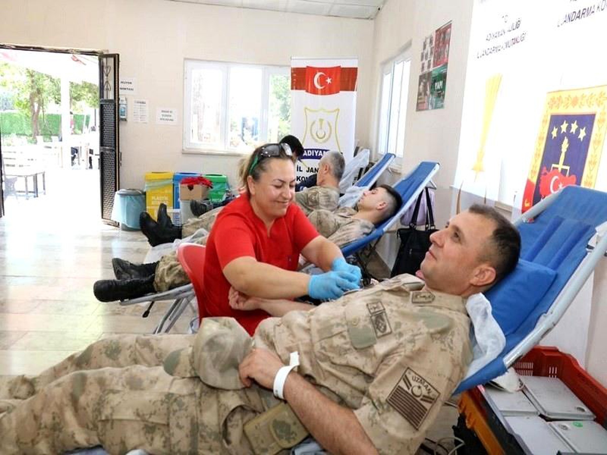 Adıyaman\'da jandarmadan kan bağışı