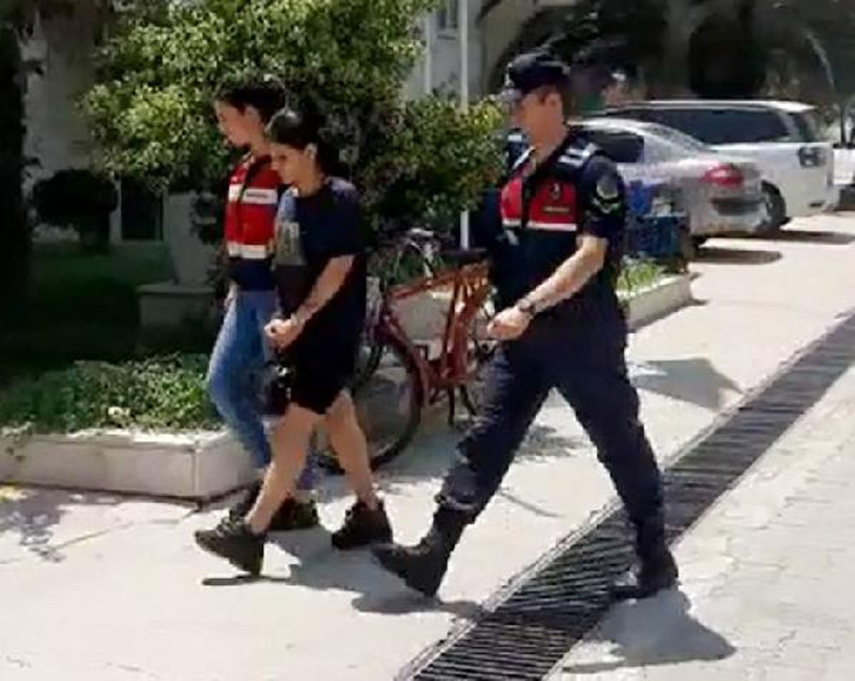 Altın dişinden tespit edildi, dolandırdığı paralarla eğlenirken yakalandı