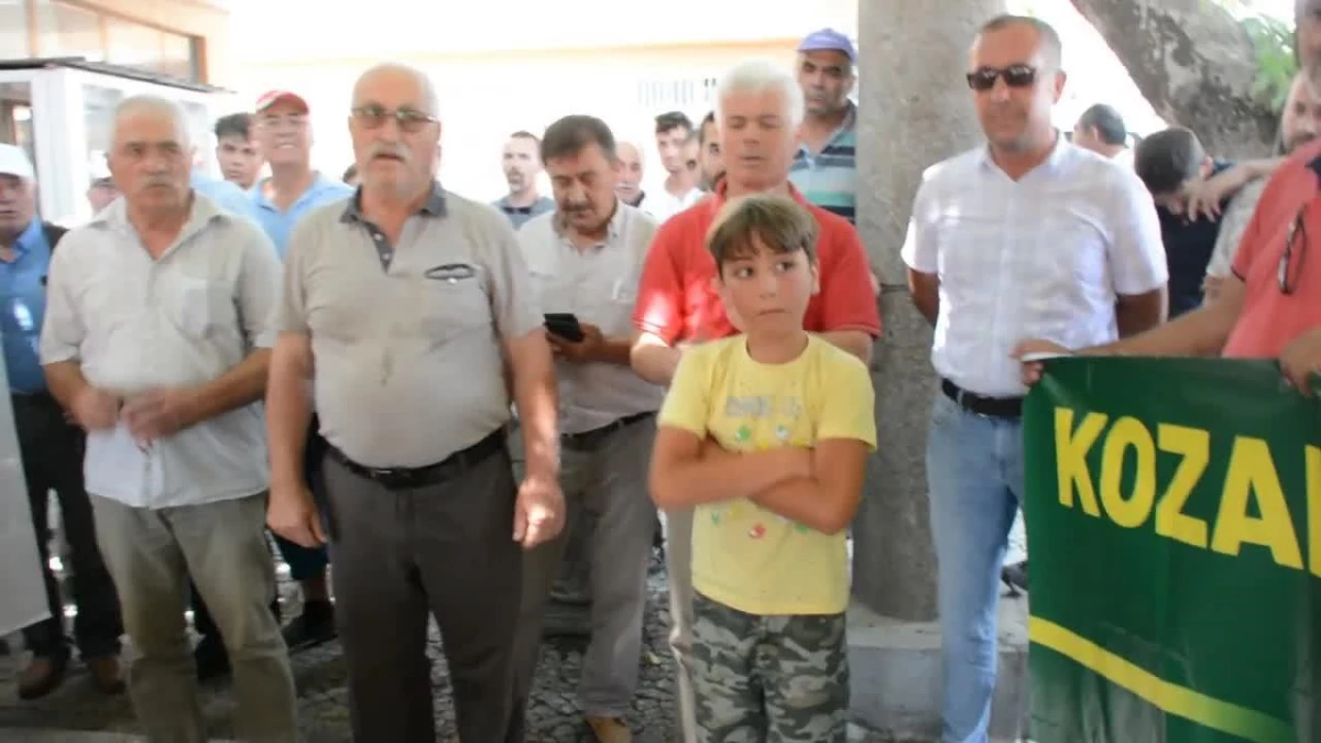 Bergama\'da Mermer Ocağı Tepkisi: Halkın Katılım Toplantısını Yaptırmadılar