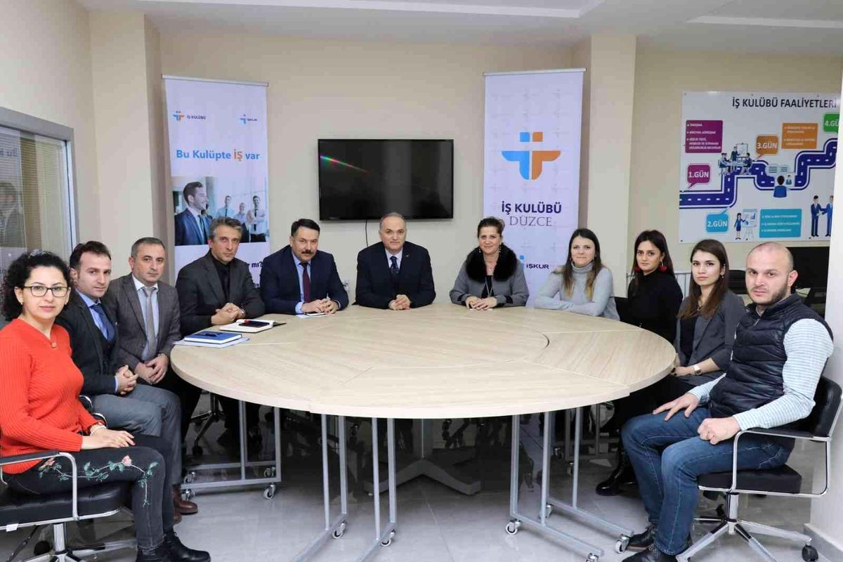 Bin 375 kişiye iş bulundu