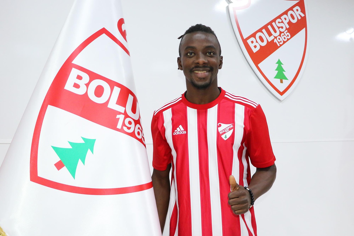 Boluspor, Gineli futbolcu Landel\'i renklerine bağladı