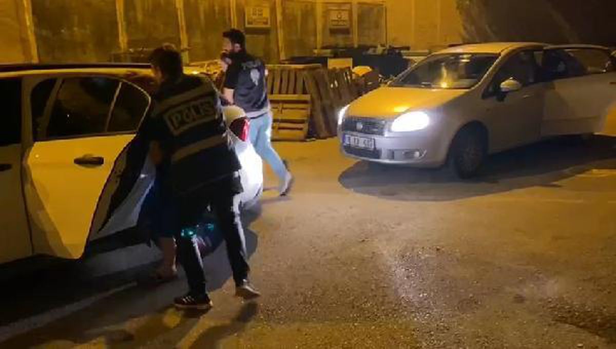 Son dakika haberleri | BURSA\'DA 245 RUHSATSIZ SİLAH ELE GEÇİRİLDİ, 4 GÖZALTI (2)