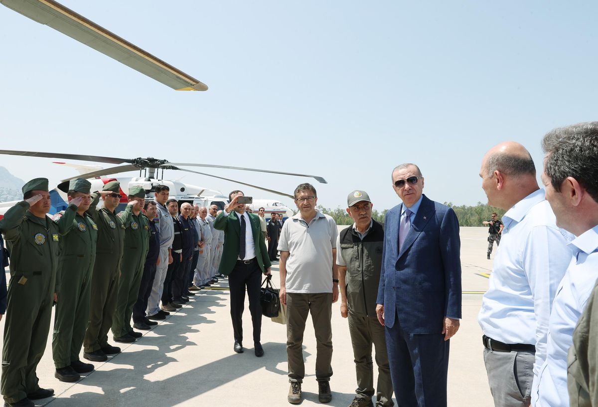Son dakika haberi | Cumhurbaşkanı Erdoğan, Soylu ve Kirişci\'den Marmaris\'teki orman yangınına ilişkin bilgi aldı