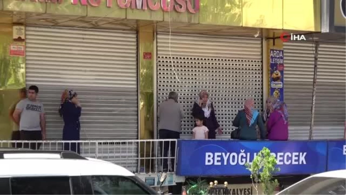 Diyarbakır\'da kuyumcu vurgunu: Onlarca mağdur iş yeri önüne akın etti