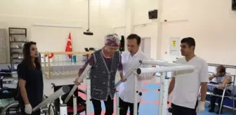 Engelsiz Yaşam Merkezi'nde yeniden yürümeye başladılar