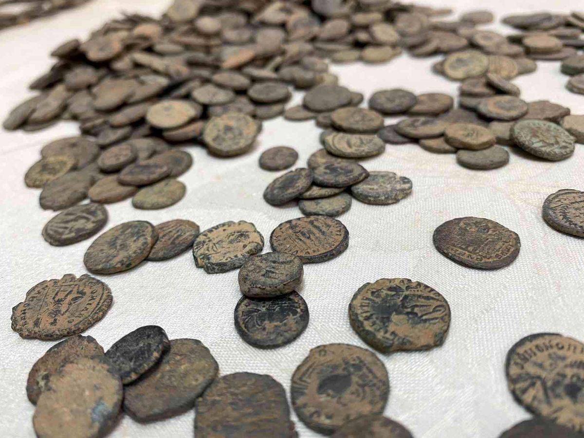 Hatay\'da 6 bin 670 sikke ele geçirildi