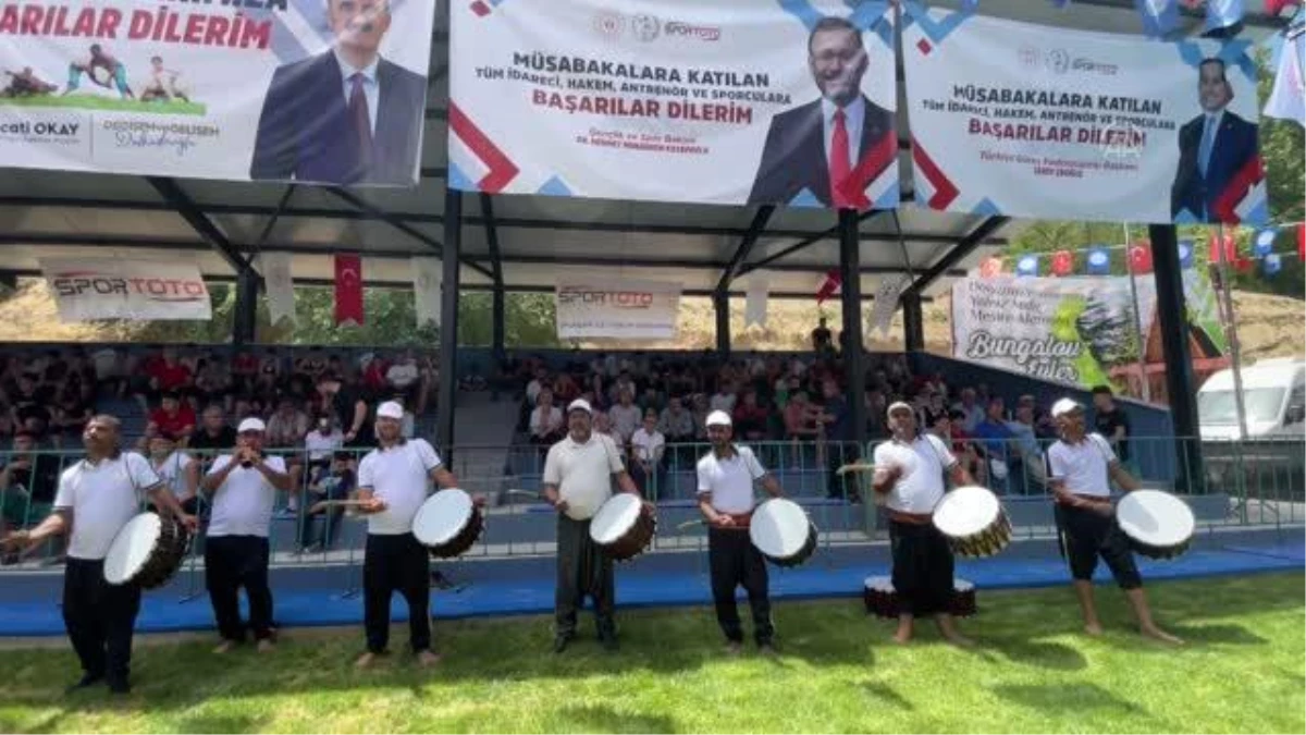 KAHRAMANMARAŞ - Türkiye Karakucak Güreş Şampiyonası başladı
