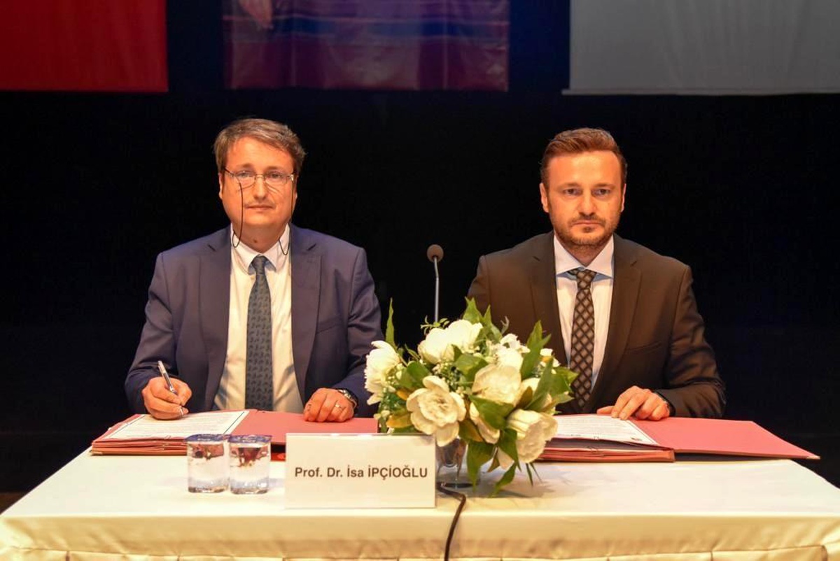 Sanayi ve üniversite arasında işbirliği protokolü imzalandı