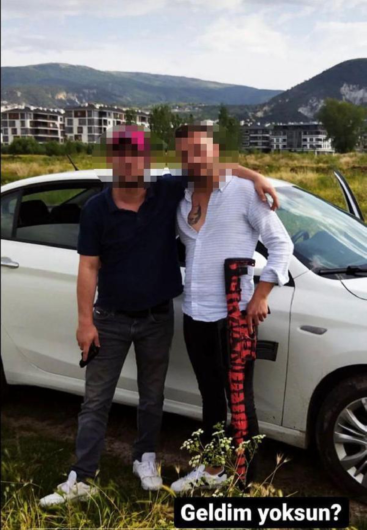 Son dakika haberi... Sosyal medyadan silahla \'geldim yoksun\' paylaşımına gözaltı