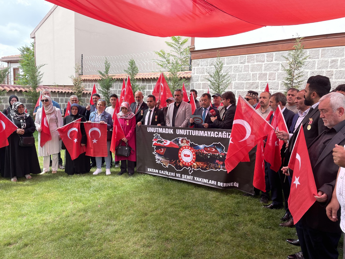 Son dakika haberi... 15 Temmuz gazilerinden Yargıtayın "askeri öğrencilere" ilişkin kararına tepki